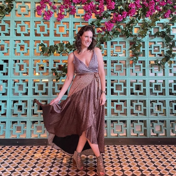 Anthropologie Hutch Elma Contrast Wrap Midi Dress sz Small - Picture 7 of 16